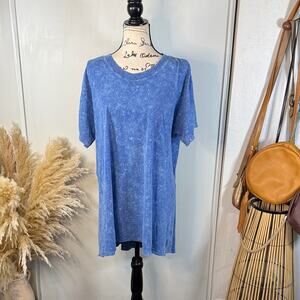 Free People Washed Blue Oversized Women's Boyfriend Tee size Medium